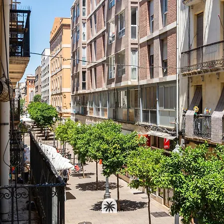 Weroomies - August Tarragona